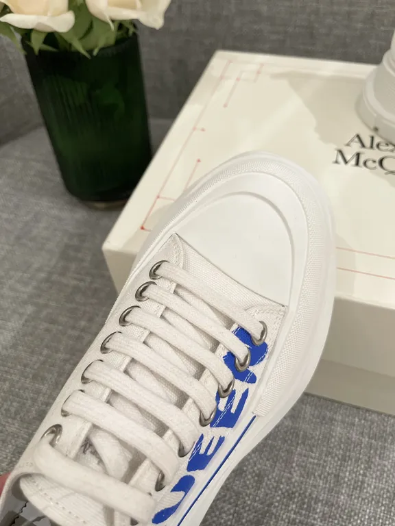 Alexander McQueen Shoe 